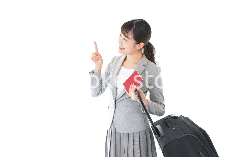 海外出張に行くビジネスウーマン
