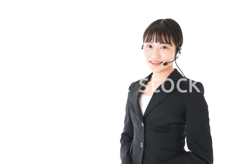 若い女性オペレーター・同時通訳イメージ
