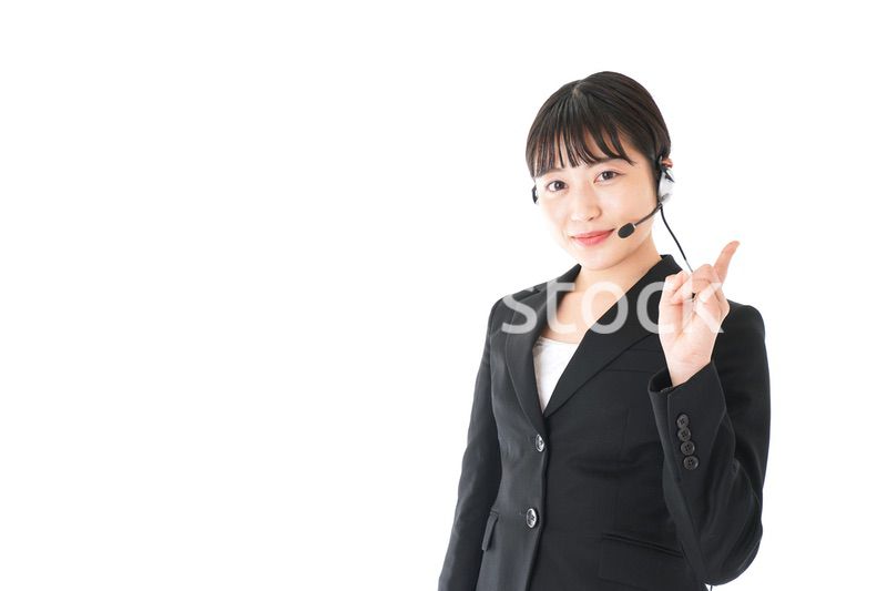 若い女性オペレーター・同時通訳イメージ