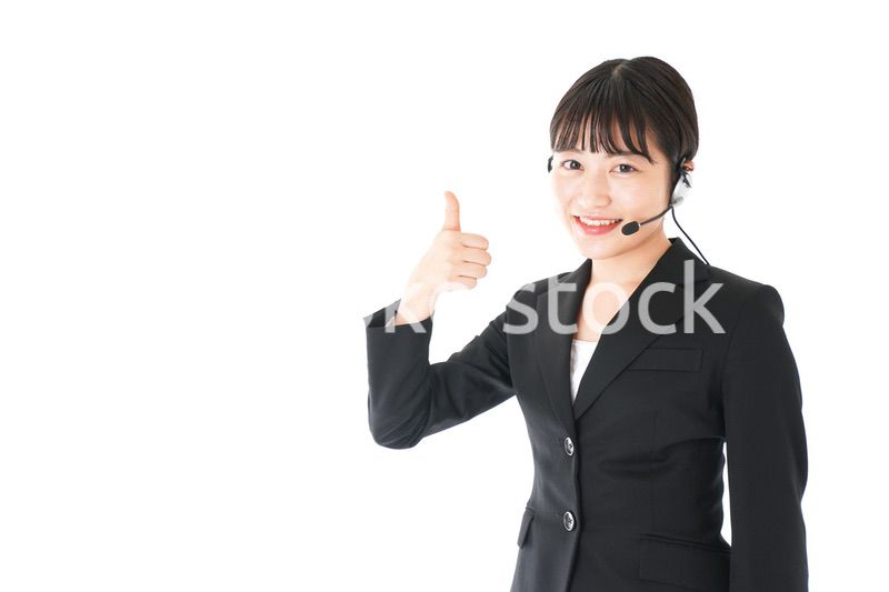 若い女性オペレーター・同時通訳イメージ