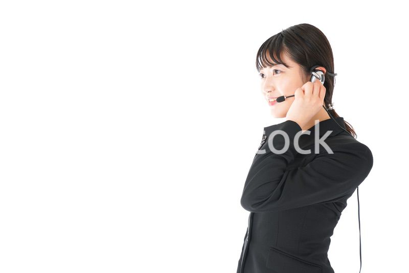 若い女性オペレーター・同時通訳イメージ