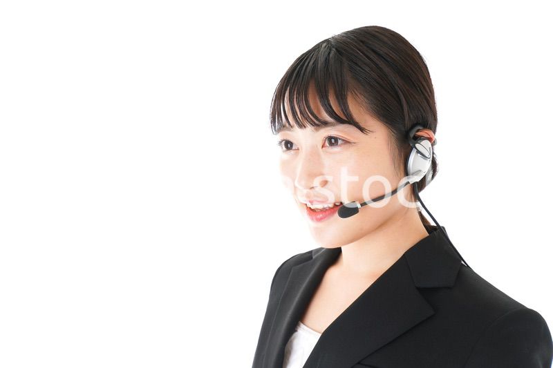 若い女性オペレーター・同時通訳イメージ