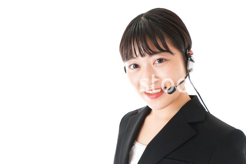 若い女性オペレーター・同時通訳イメージ