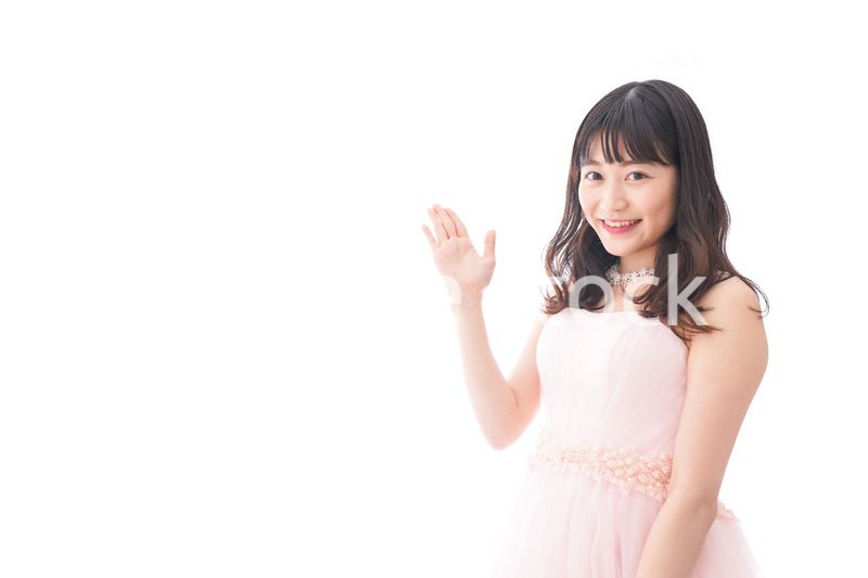 ポイントを指差す若い花嫁