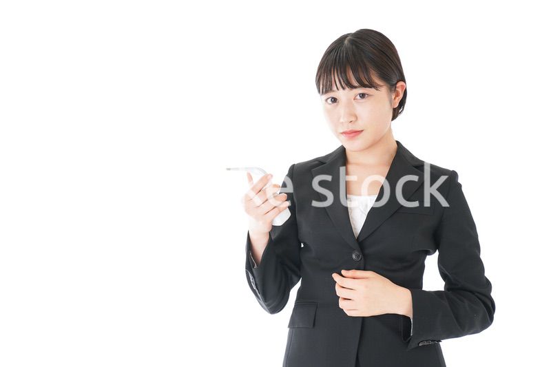 風邪をひいた若いビジネスウーマン