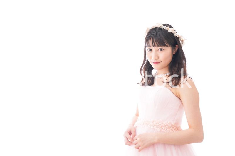 ドレスを着た若い花嫁