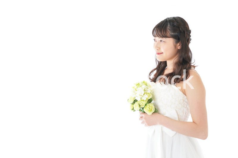 ブーケを持つ花嫁