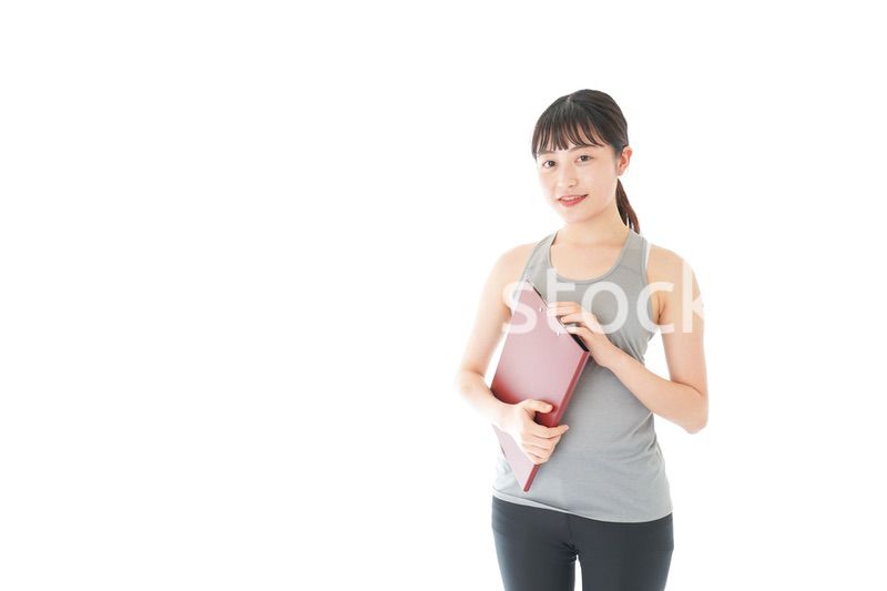 スポーツウェアを着た若い女性