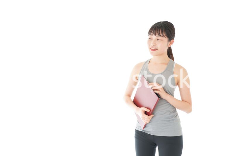 スポーツウェアを着た若い女性