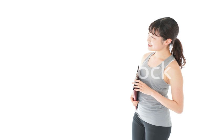 スポーツウェアを着た若い女性