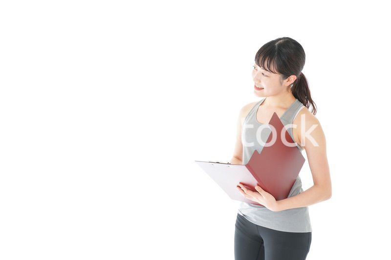 スポーツウェアを着た若い女性