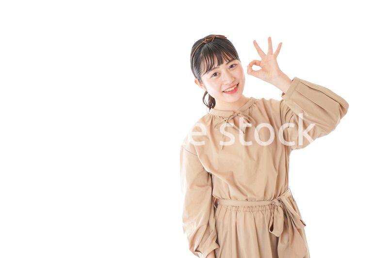 笑顔の若い女性ポートレート