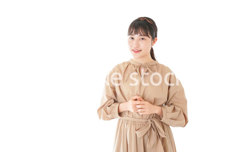 笑顔の若い女性ポートレート