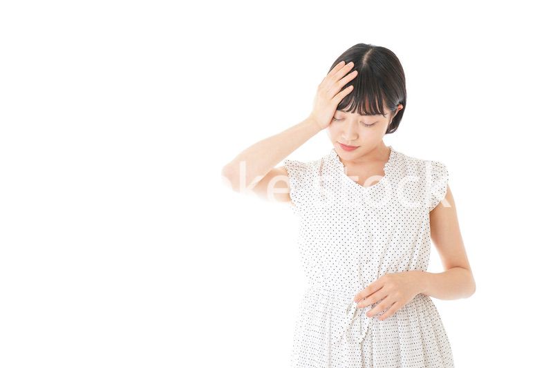 高熱を出す若い女性