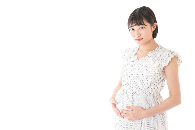 妊娠した若い女性
