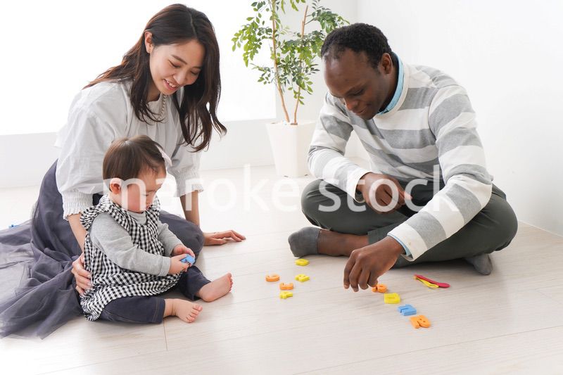 英会話教室の体験をする赤ちゃん