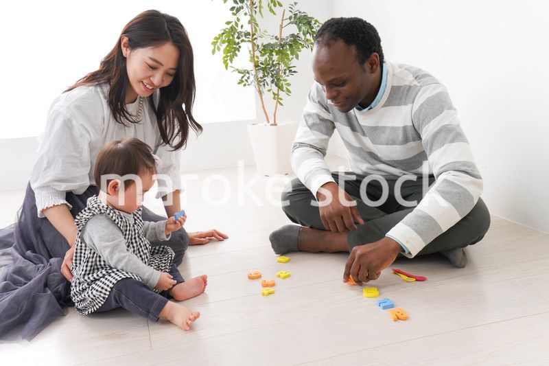 英会話教室の体験をする赤ちゃん