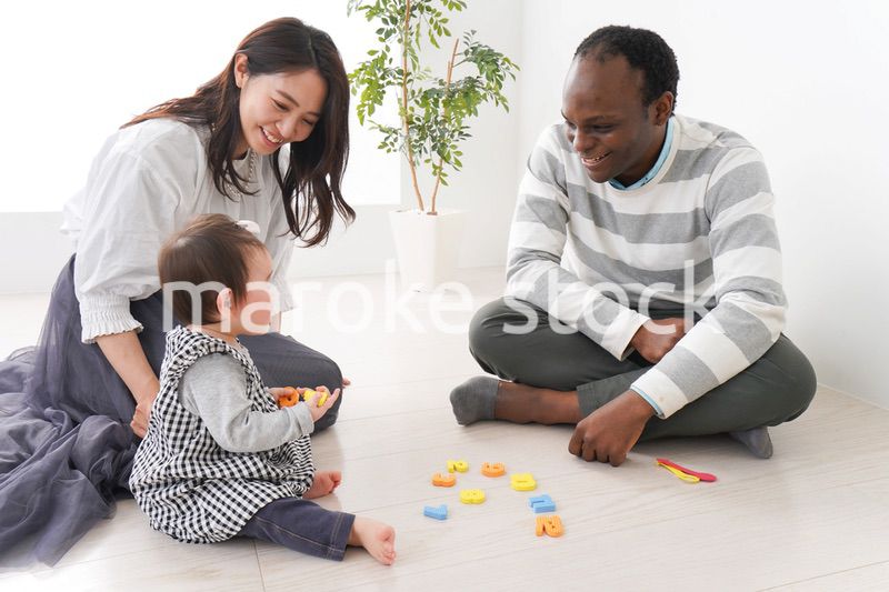 英会話教室の体験をする赤ちゃん