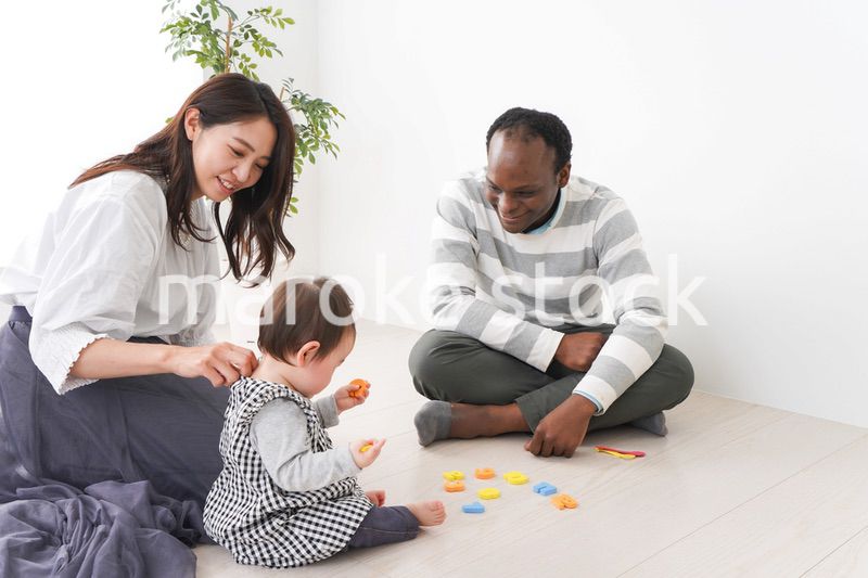 英会話教室の体験をする赤ちゃん