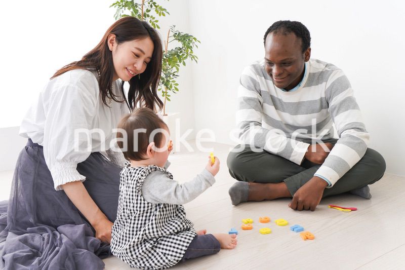 英会話教室の体験をする赤ちゃん