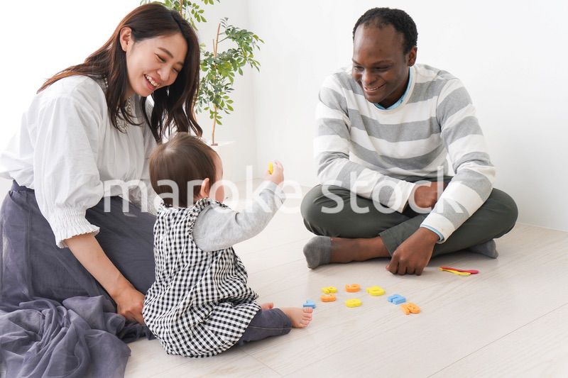 英会話教室の体験をする赤ちゃん