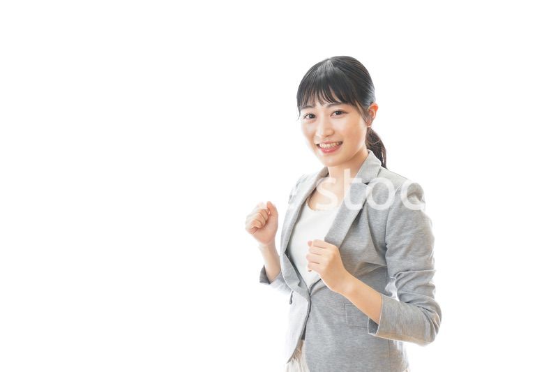 大喜びをする笑顔のビジネスウーマン