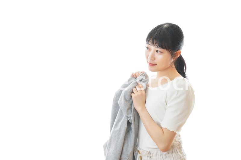 外回りの営業に出かけるキャリアウーマン