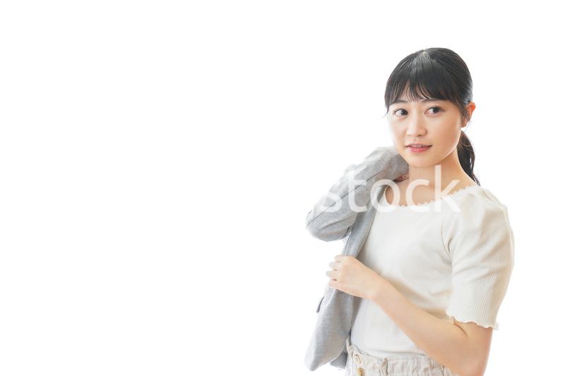 外回りの営業に出かけるキャリアウーマン