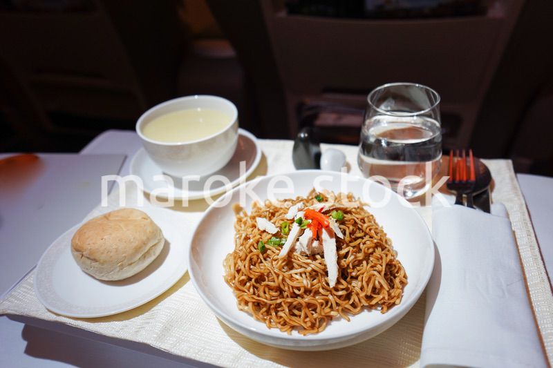 ビジネスクラスの機内サービス