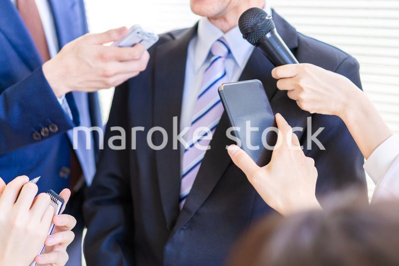 記者会見・囲み取材・ぶら下がり会見イメージ