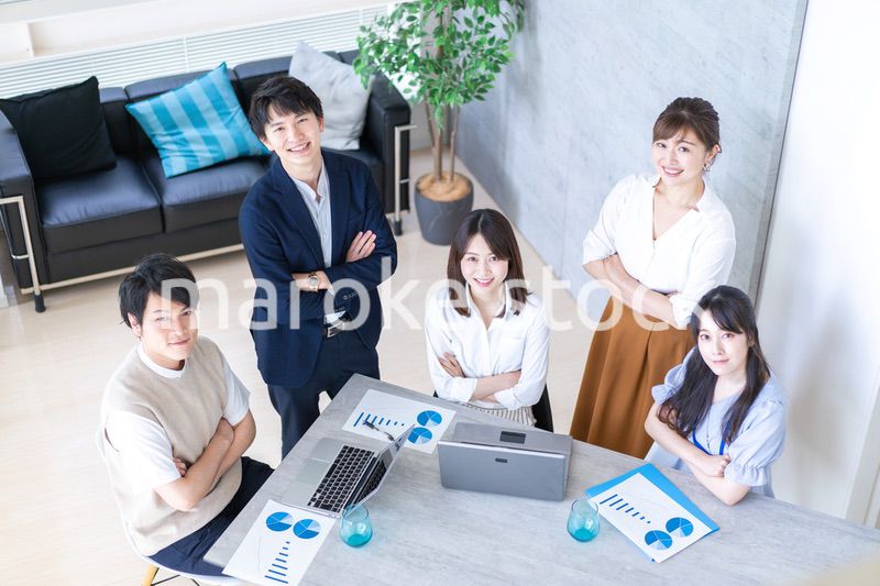 ベンチャー企業で働くビジネスパーソン