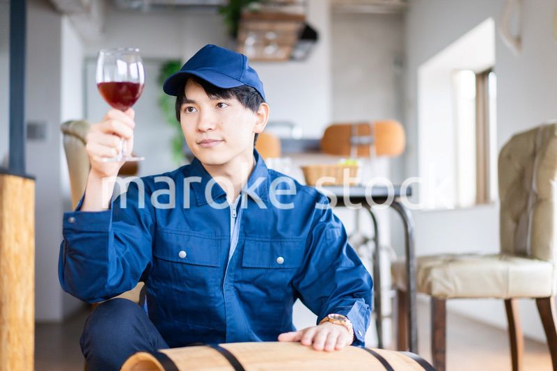 こだわりのワインを生産する醸造家