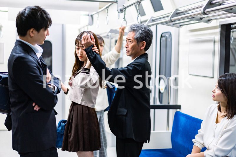 電車 車内
