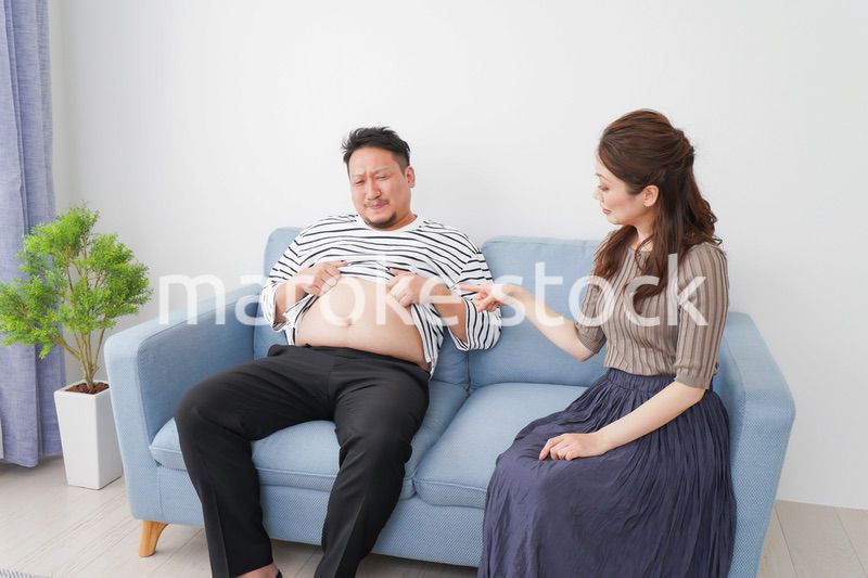 夫の体型を指摘する妻