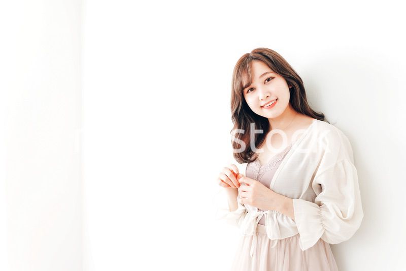 若い女性のポートレートイメージ